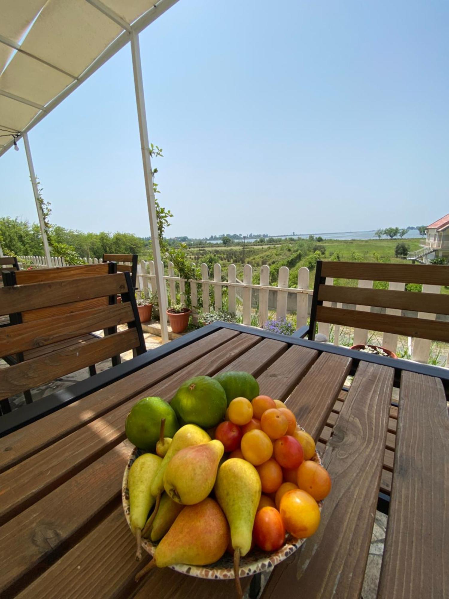 Vila Horizont Baks-Rrjoll Bagian luar foto