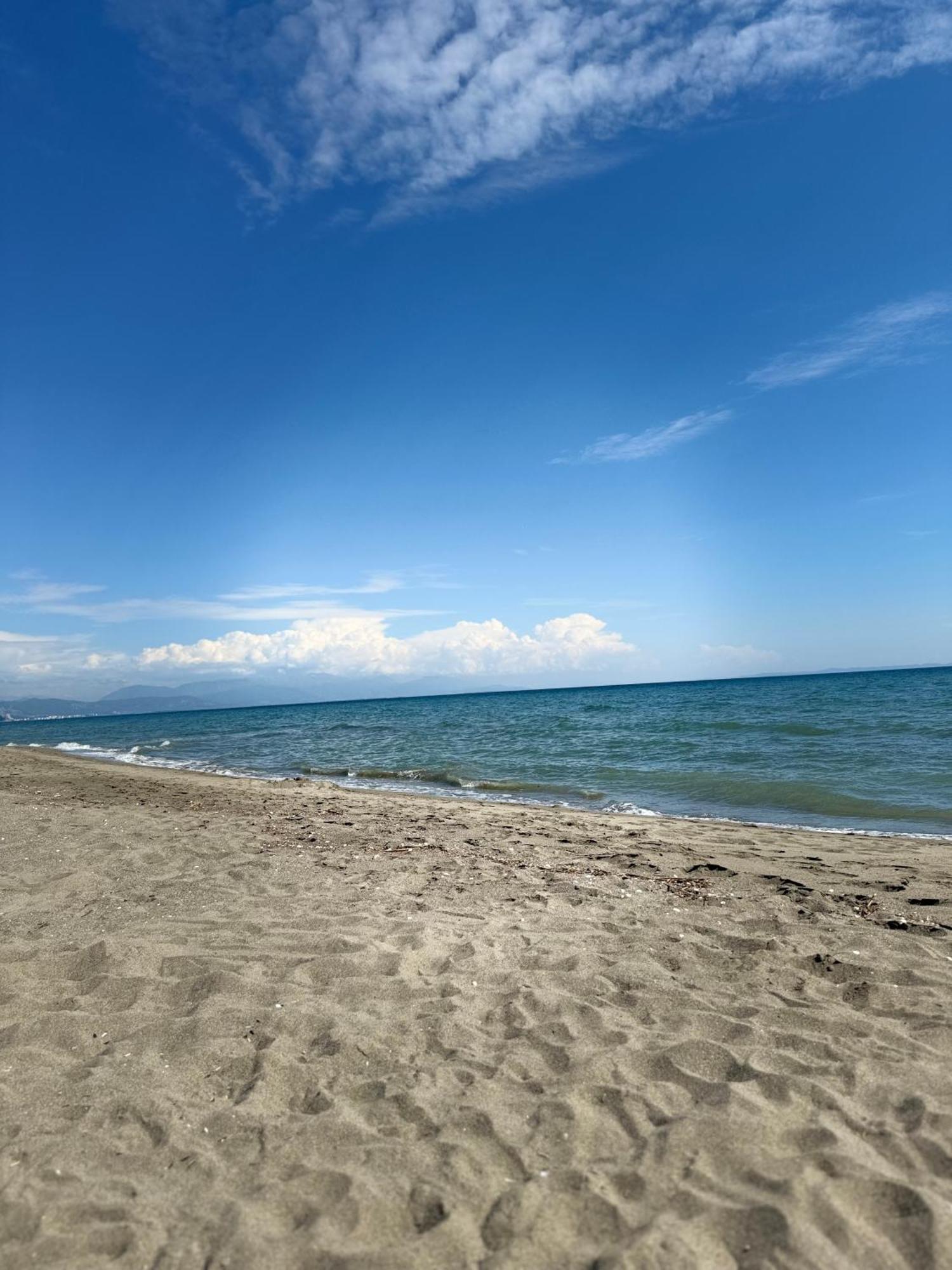Vila Horizont Baks-Rrjoll Bagian luar foto